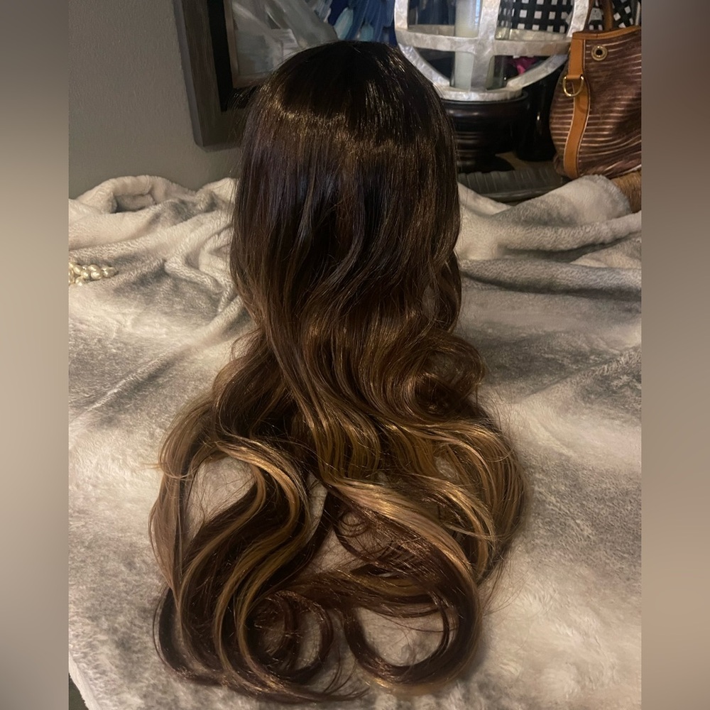 New synthetic costume wig. Brown blonde balayage.